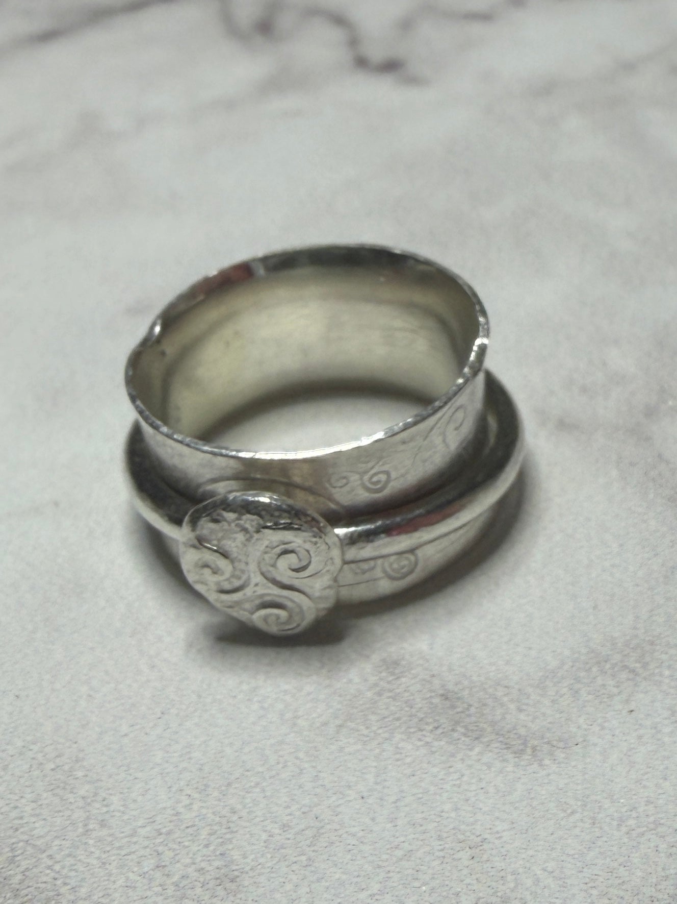 Handmade sterling silver Triskele spinner ring. Good for fidgeting and anti anxiety