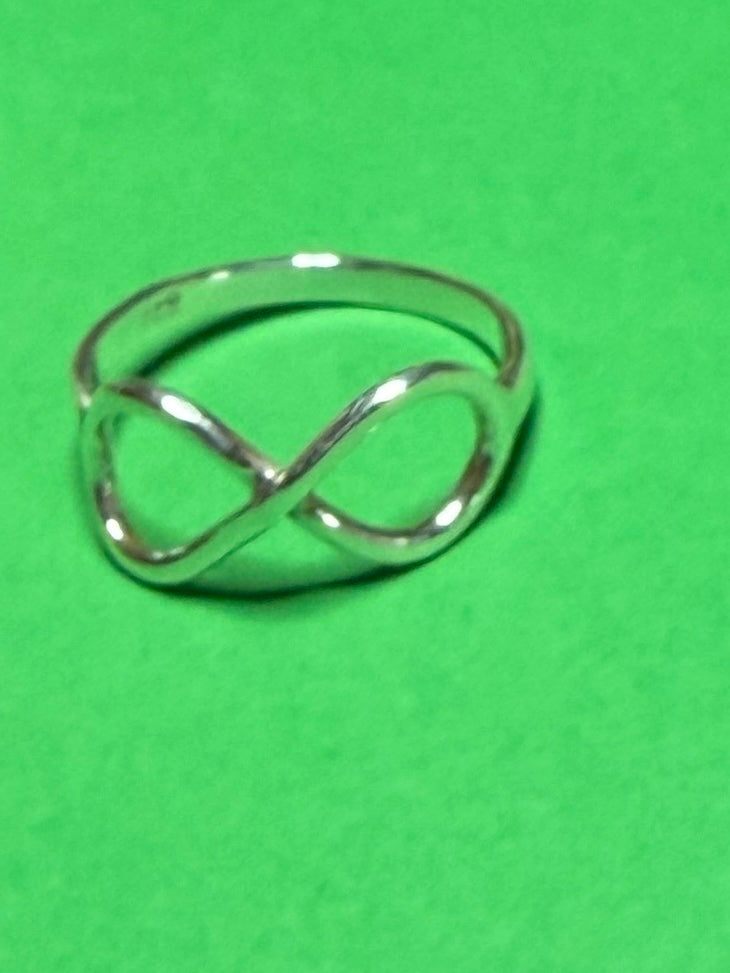 Handmade sterling silver infinity ring