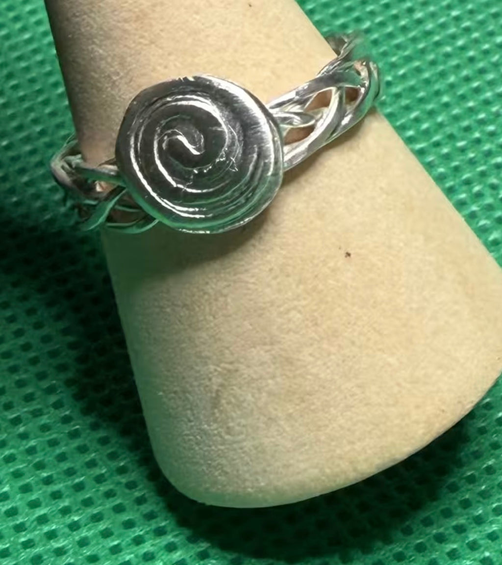 Hand made silver Celtic twist with swirl ring. Size P