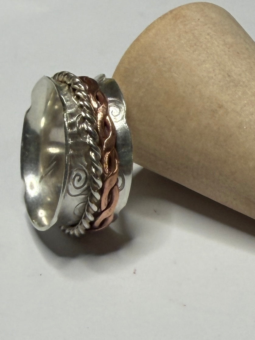 Handmade sterling silver fidget spinner anxiety ring with copper. Size M