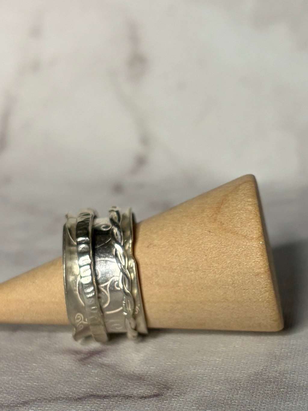 Handmade sterling silver fidget anti anxiety spinner ring. Size K