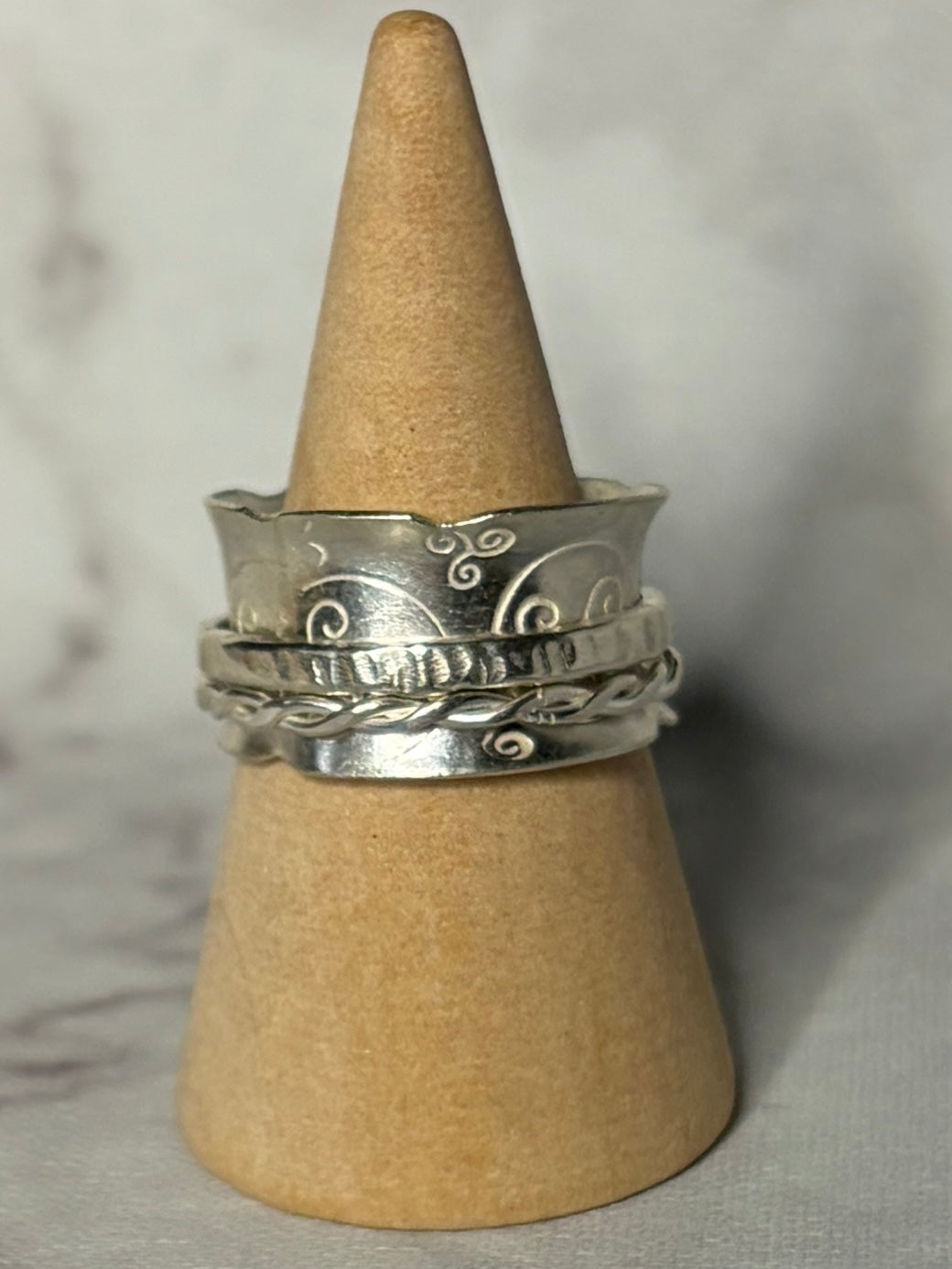 Handmade sterling silver fidget anti anxiety spinner ring. Size K